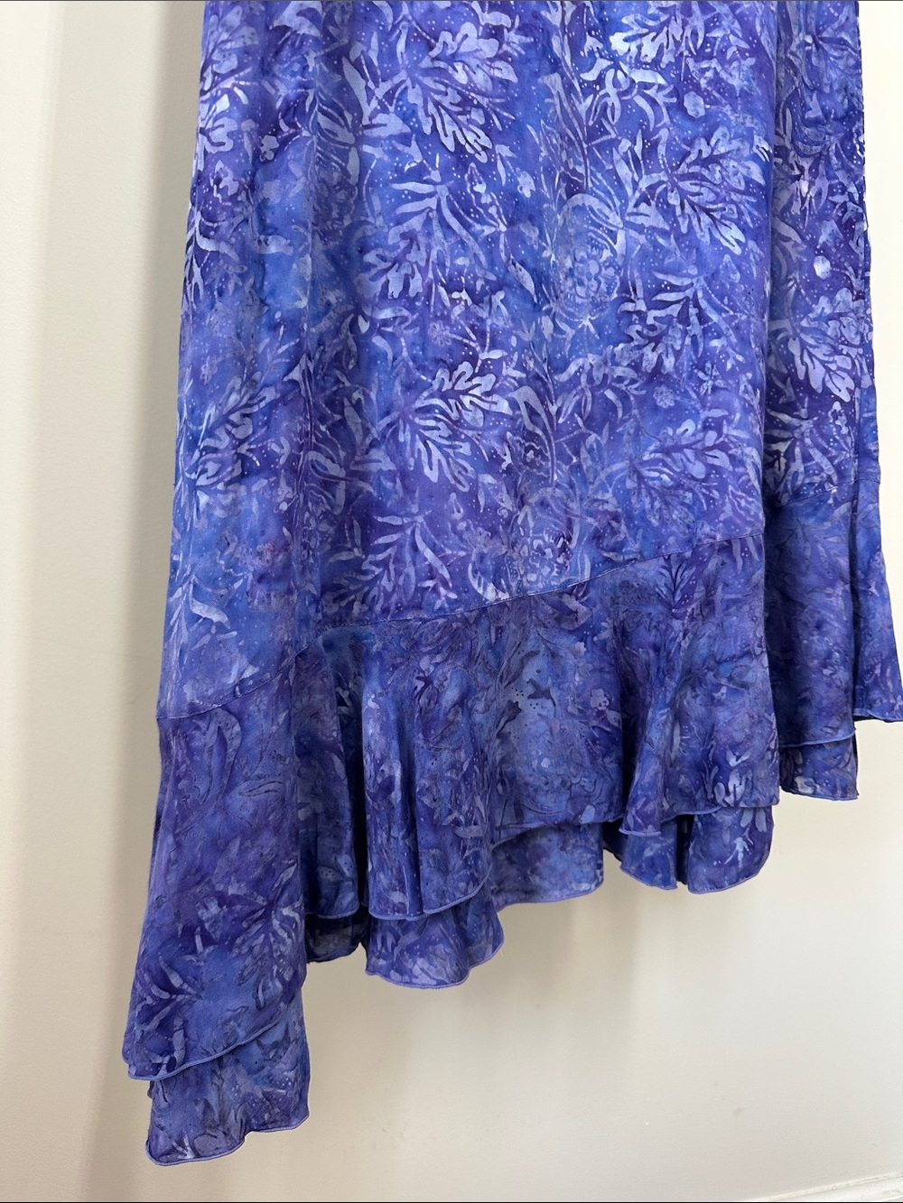Nomadic Traders Purple Floral Midi Dress with Ruffle Hem - Picture 5 of 9